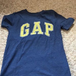 Boys gap tshirt. EUC